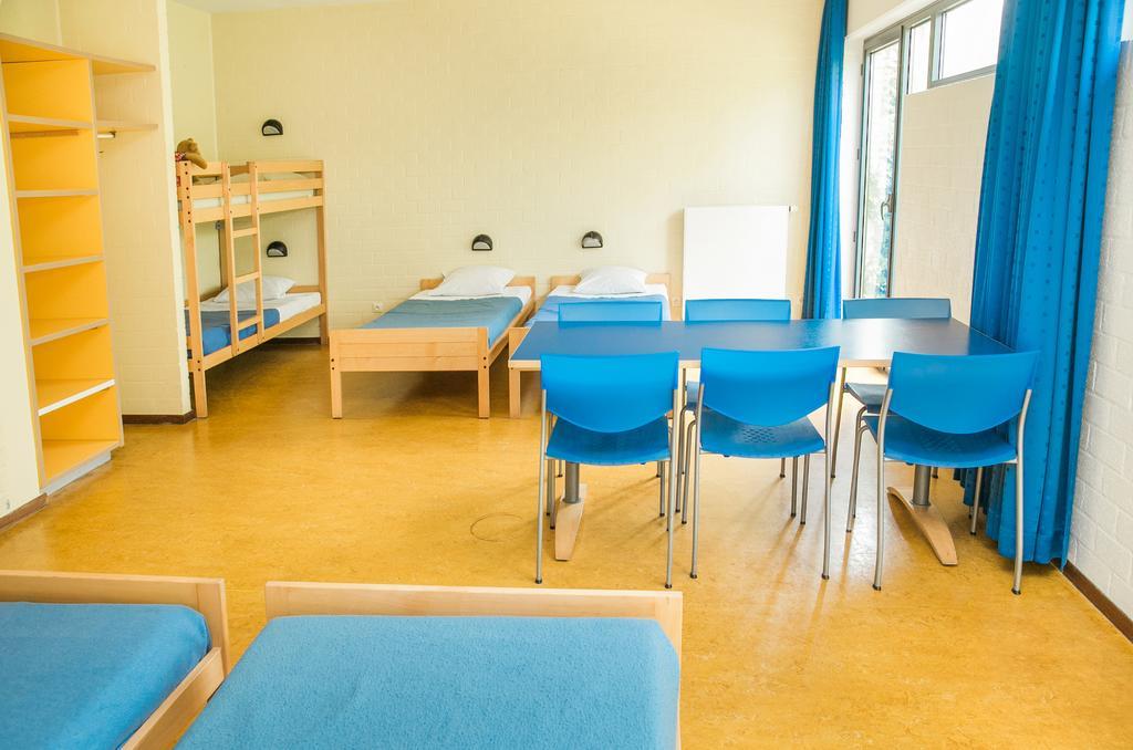 Jeugdherberg De Peerdevisser Oostduinkerke Δωμάτιο φωτογραφία