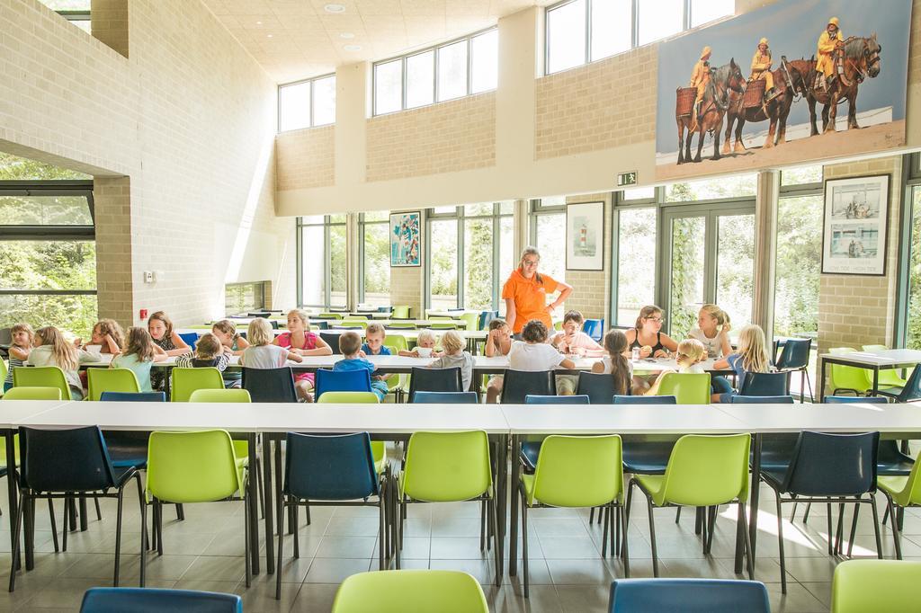 Jeugdherberg De Peerdevisser Oostduinkerke Εξωτερικό φωτογραφία